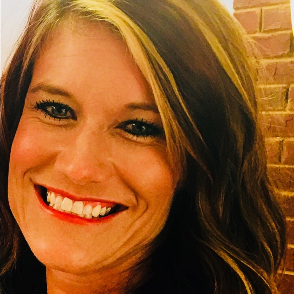 Meet your Posher, Kayla